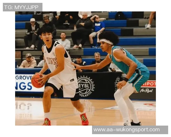 张博源访问伊利诺伊大学感受浓厚中国文化球队实力常年跻身TOP20