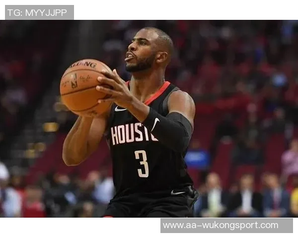 文班谈球队战术多样性认为马刺的纯粹篮球更符合战术本质与发展方向