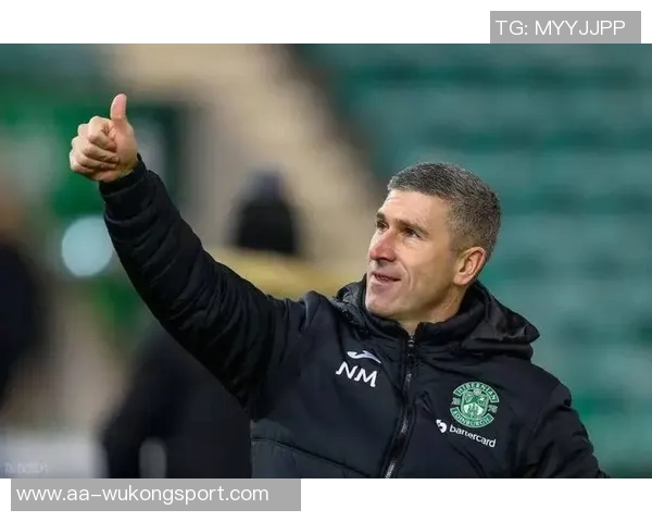 张稀哲特意捧花接蒙哥马利并诚恳道歉获得原谅的感人故事