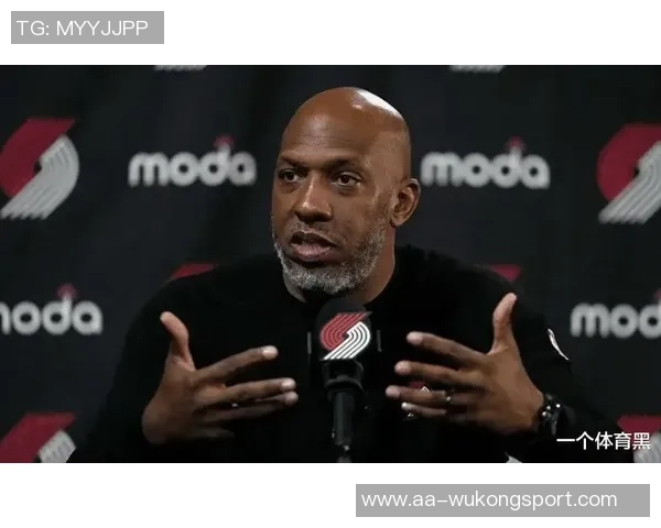 比卢普斯称赞瀚森成熟度相信他将克服紧张迎接难忘比赛 比卢普斯称赞瀚森成熟度相信他将克服紧张迎接难忘比赛