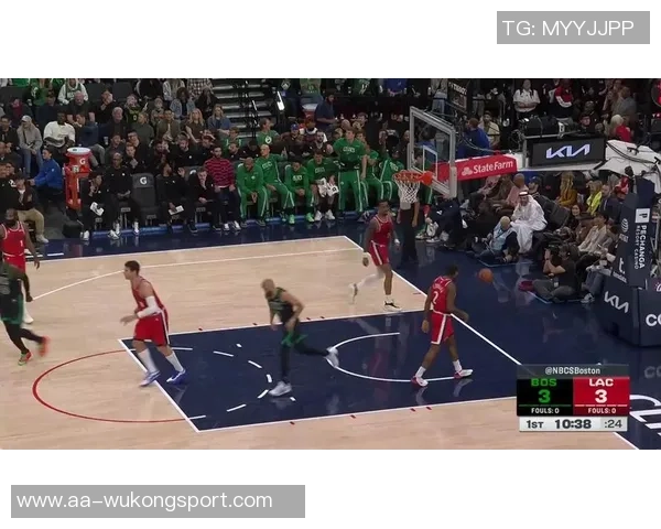 杰伦布朗末节狂砍13分全场贡献35分4篮板8助攻助力球队取胜